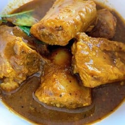 แกงคั่วพริกกระดูกหมู