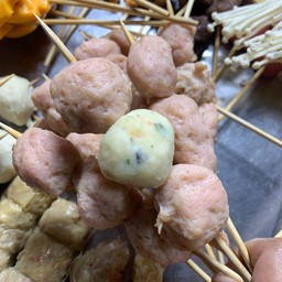 หมุเด้ง ไม้ละ 15 บาท