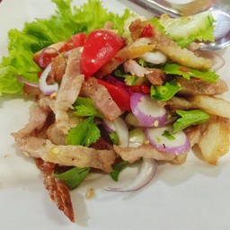 ยำเนื้อย่าง