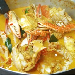 ขนมจีนแกงปูม้า