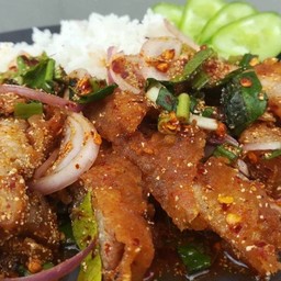 ข้าวยำไก่แซ่บ