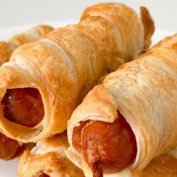 โรตีไส้กรอก