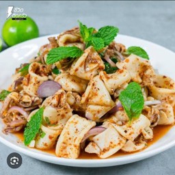 ลาบปลาหมึก