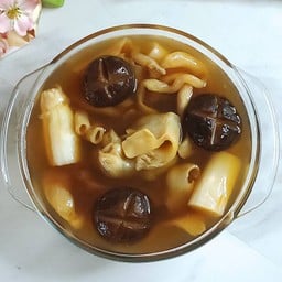 ซุปกวงโต้ว (กระเพาะปลาสด) น้ำแดง