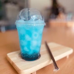 Moztley Cafe เครื่องดื่มและอาหารว่าง ซอยลาดพร้าว26