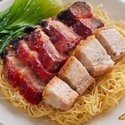 บะหมี่คอมโบหมูแดง+หมูกรอบ