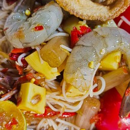 ตำซั่วแคบหมู กุ้งสด