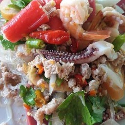 ยำวุ้นเส้นรวมมิตร