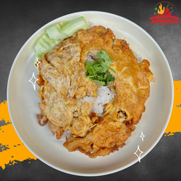 ข้าวไข่เจียวหมูสับ - Thai-Style Minced Pork Omelette with Steamed Rice