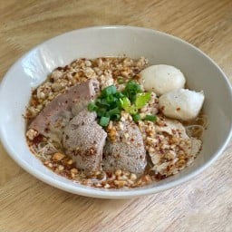 ทาส กระเพรา อาหารตามสั่ง ไม่มี