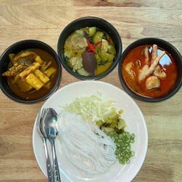 ร้านมีน้ำยา ขนมจีนน้ำยา ข้าวแกง รสเด็ด ก๋วยจั๊บ อำเภอวารินชำราบ