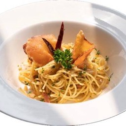 สปาเกตตี้ซาลามีพริกแห้ง