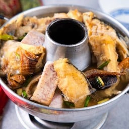 หัวปลาเผือกหม้อไฟ