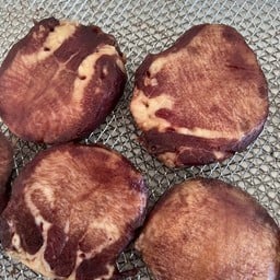 โคนลิ้นวัว น้ำเข้า แดดเดียว 200 กรัม