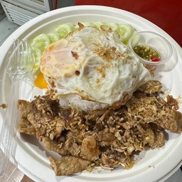 ป้าน้อยข้าวกะเพรา