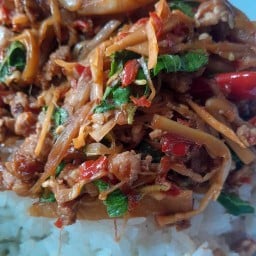 ร้านกะเพรา&กะเพราข้างค่าย