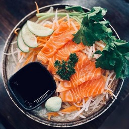 แซลม่อน ซาเซมิ สดๆ