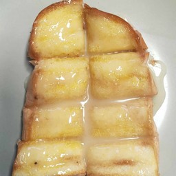 ขนมปัง เนย นม( 1 แถม 1)