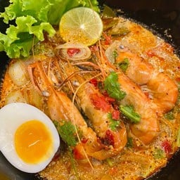 เกาเหลาต้มยำ กุ้งแม่น้ำ