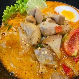 เกาเหลาต้มยำ ไส้อ่อน