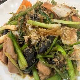 สุกี้แห้ง หมู