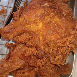 น่องติดสะโพกทอด