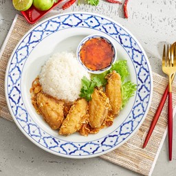 ข้าวปีกไก่ทอด