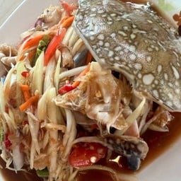 ส้มตำปูม้า + ปลาร้า