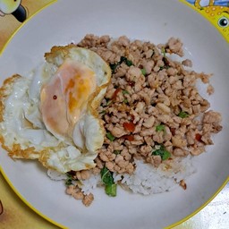 ข้าวราดกะเพราไก่สับ+ไข่ดาว