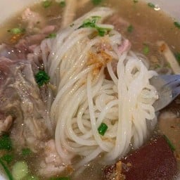 จั๊บญวน+หมูยอ+ขาไก่+หมูเด้ง