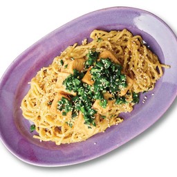 การ์ลิคนู้ดเดิ้ลเต้าหู้