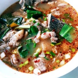 ต้มแซบเครื่องในเนื้อ