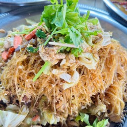 ผัดวุ้นเส้น