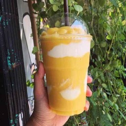 MANGO SMOOTHIE