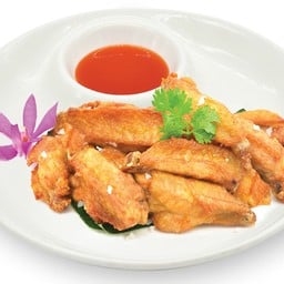 ปีกไก่ทอดโรยเกลือ