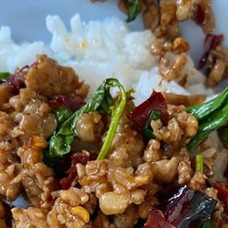 เจ๊นกตามสั่ง (ท้ายซอยเปรมฯ)