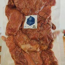 หมูย่างรมควัน 500กรัม แพ็คสูญญากาศ
