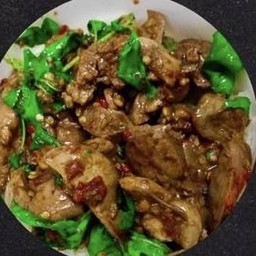 ข้าวกะเพราตับไก่