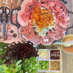 ชุดหมูย่างเกาหลีกิมจิ พร้อมผักเครื่องเคียง น้ำจิ้ม