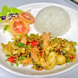 ข้าวกุ้งคั่วพริกเกลือ