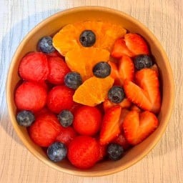 Leena Fruit ผลไม้พร้อมทาน