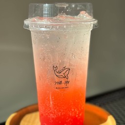 สตอเบอรี่โซดา