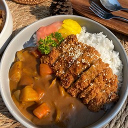 ข้าวแกงกะหรี่หมูทงคัตสึ