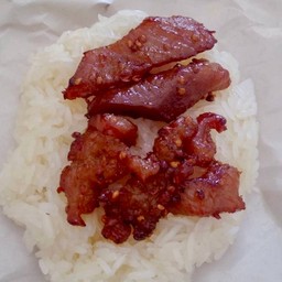 ข้าวห่อหมูแดดเดียว