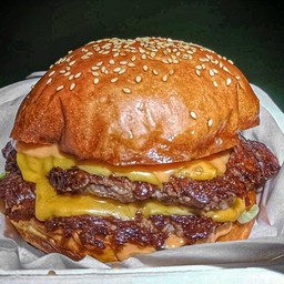 Empire Dope beef cheese burger (210g.beef)