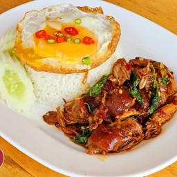 กะเพราขาหมู
