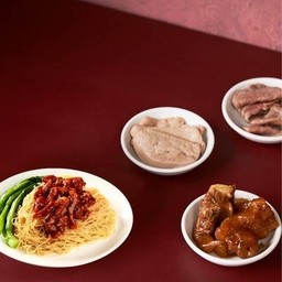 บะหมี่แห้งเครื่องเคียงลวก 2 อย่าง