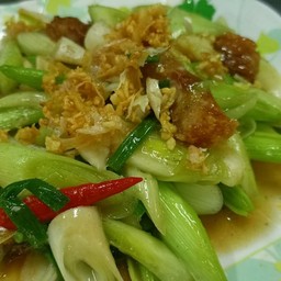 กระหล่ำปลีผัดน้ำปลา