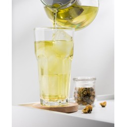 Iced Camomile Tea ชาคาโมมายล์