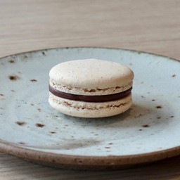 Hazelnut Chocolate Macaron1Pcs